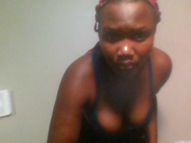 Ebonywaffle live cam on BongaCams
