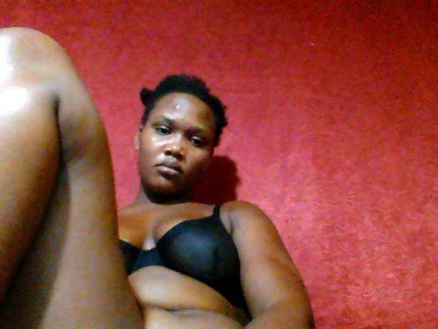 Ebonywaffle live cam on BongaCams