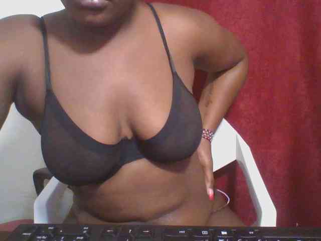 Ebonywaffle webcam
