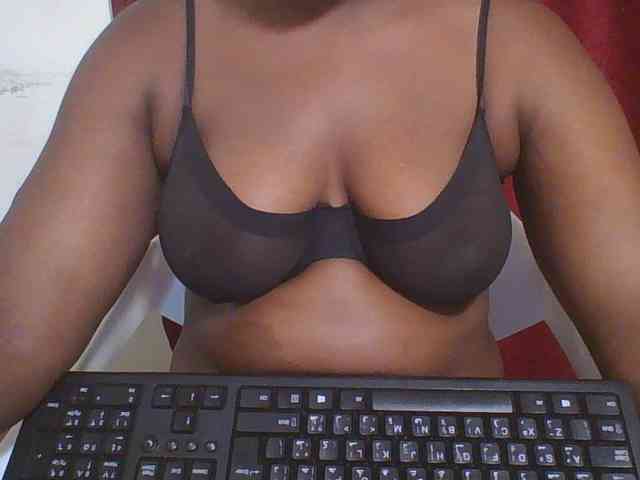 Ebonywaffle webcam