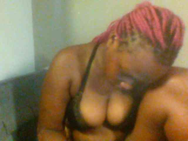Ebonywaffle webcam