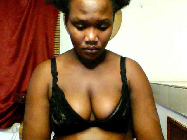Ebonywaffle webcam