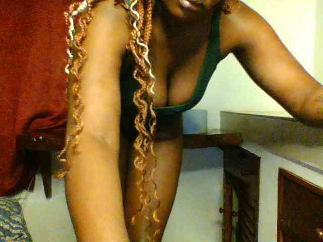 Ebonywaffle webcam
