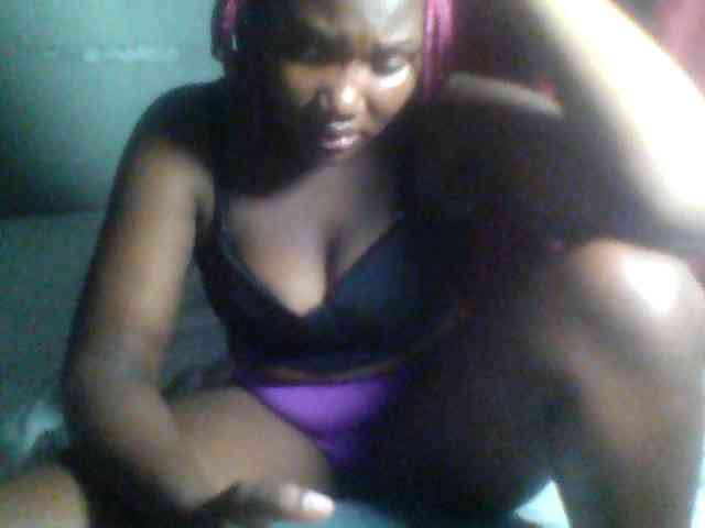 Ebonywaffle webcam