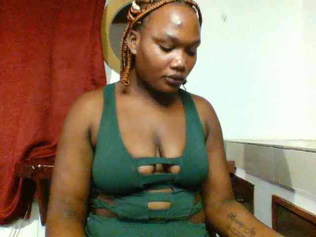 Ebonywaffle webcam