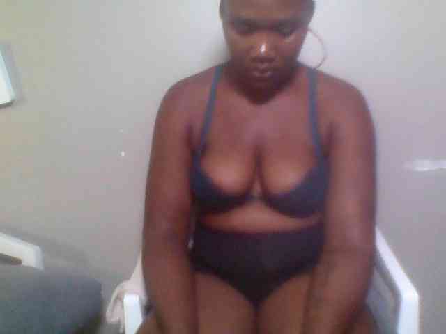 Ebonywaffle webcam