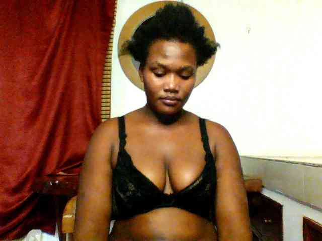 Ebonywaffle webcam