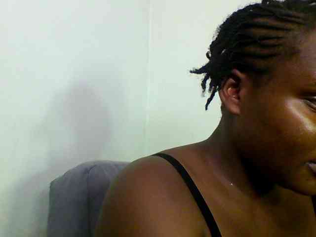 Ebonywaffle webcam