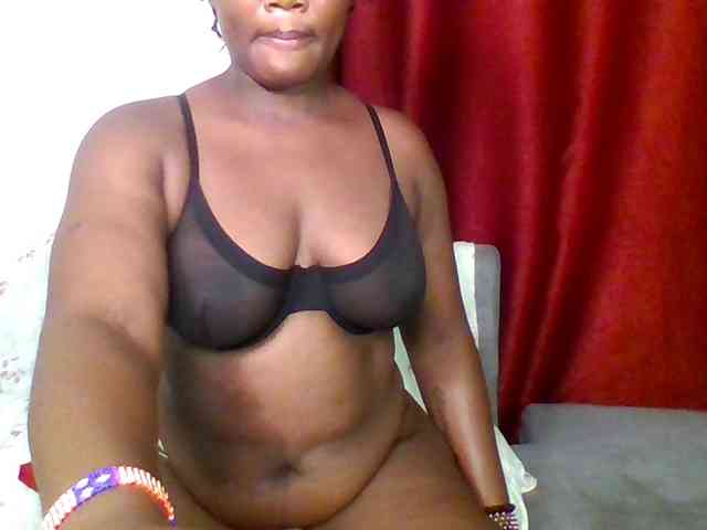 Ebonywaffle webcam