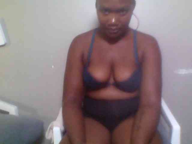 Ebonywaffle webcam