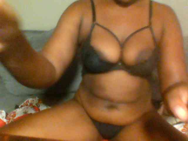 Ebonywaffle webcam