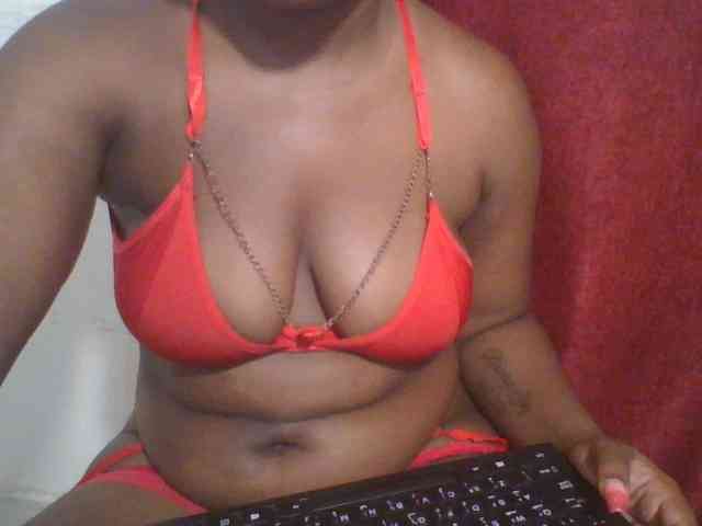 Ebonywaffle webcam