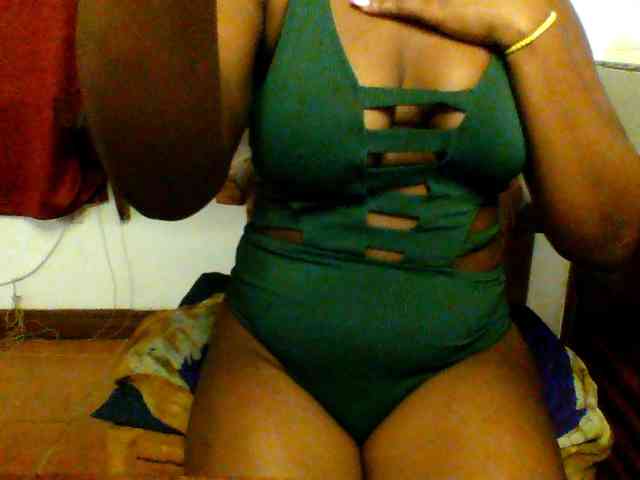 Ebonywaffle webcam