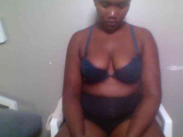 Ebonywaffle webcam