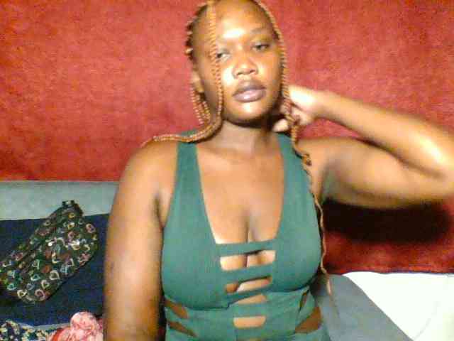 Ebonywaffle webcam