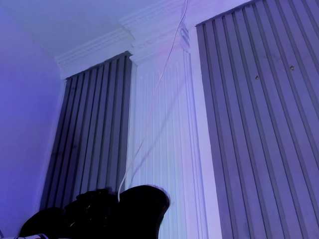 Yuliana-Demon live cam on BongaCams