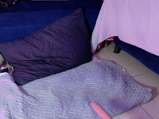 Yuliana-Demon live cam on BongaCams
