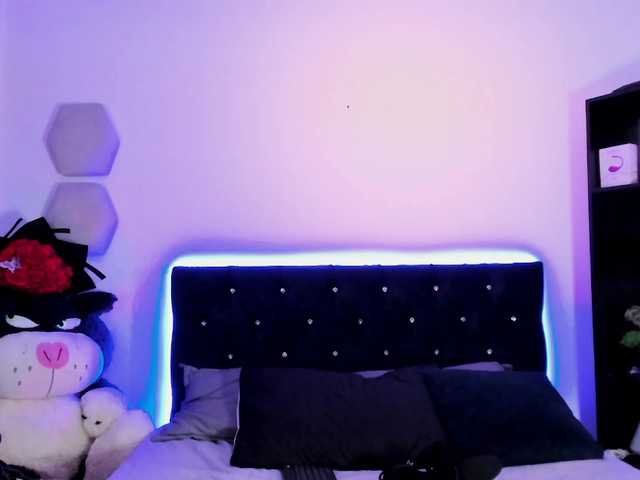Yuliana-Demon live cam on BongaCams
