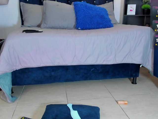 Yuliana-Demon live cam on BongaCams