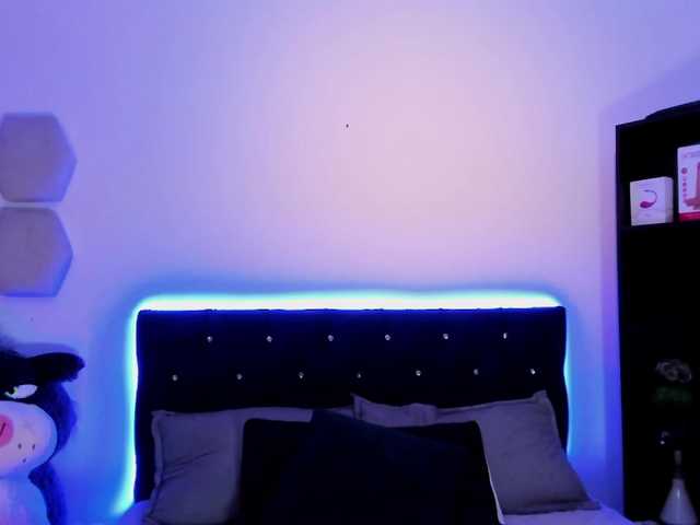 Yuliana-Demon live cam on BongaCams
