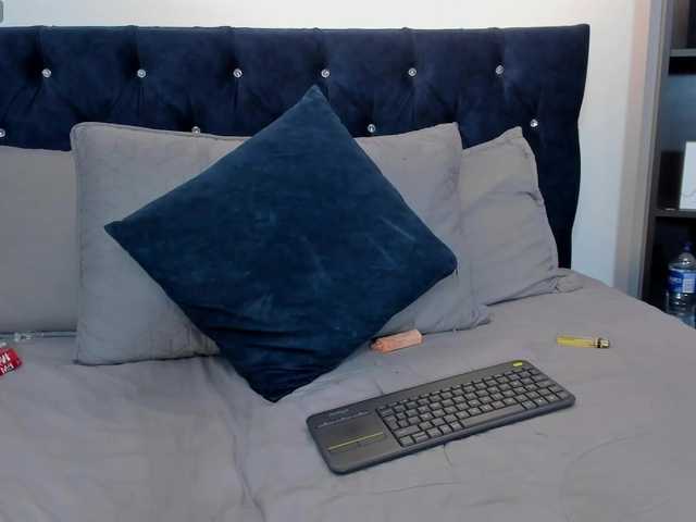 Yuliana-Demon live cam on BongaCams