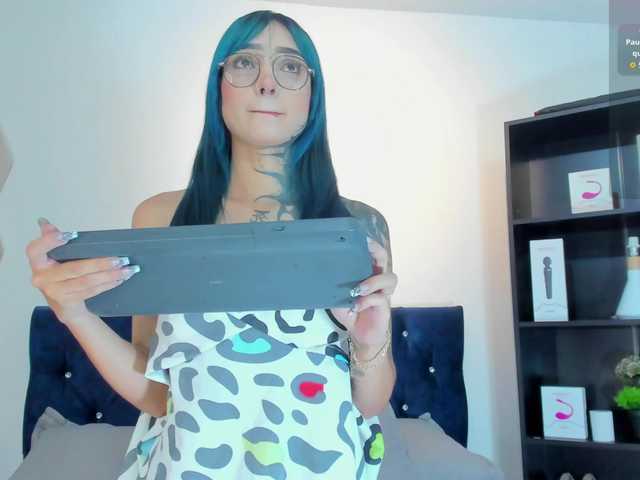Yuliana-Demon live cam on BongaCams