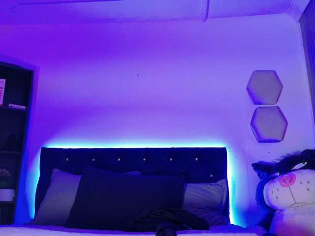 Yuliana-Demon live cam on BongaCams