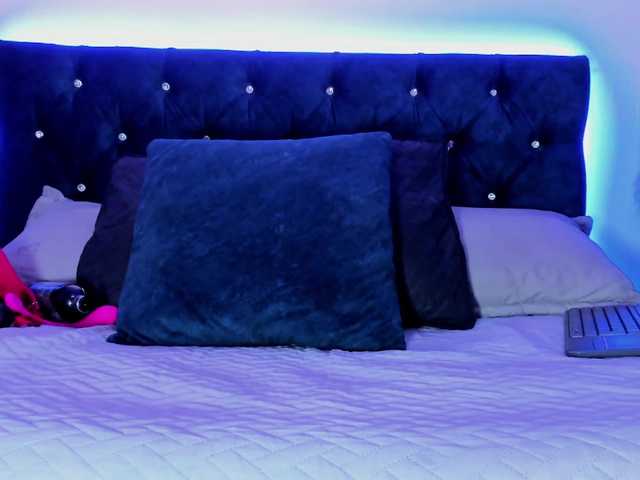 Yuliana-Demon live cam