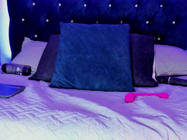 Yuliana-Demon live cam on BongaCams