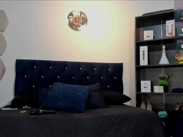 Yuliana-Demon live cam on BongaCams