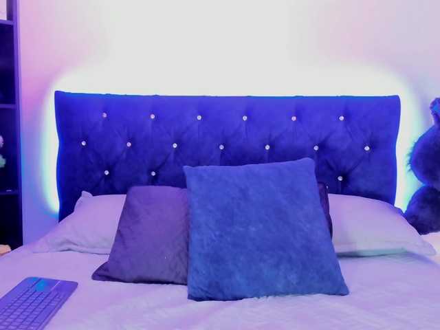 Yuliana-Demon live cam on BongaCams