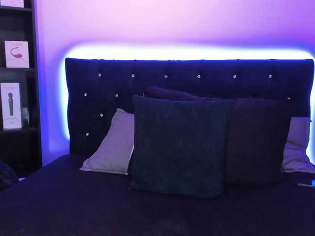 Yuliana-Demon live cam on BongaCams