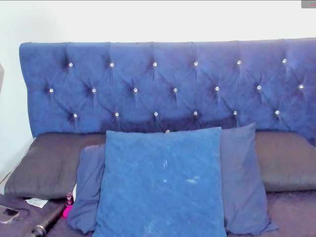 Yuliana-Demon live cam on BongaCams