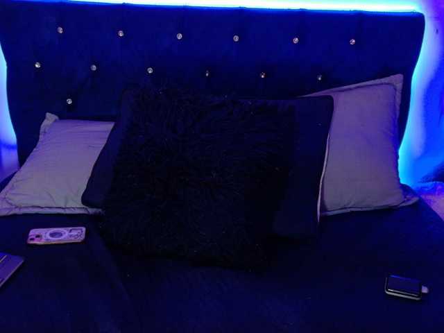 Yuliana-Demon live cam on BongaCams