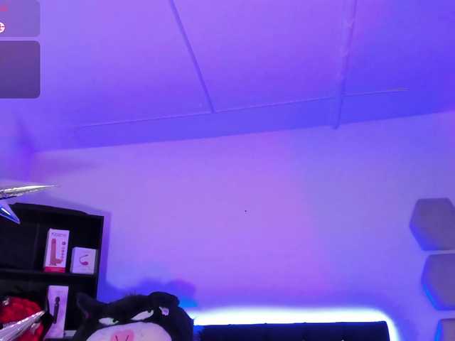 Yuliana-Demon live cam on BongaCams