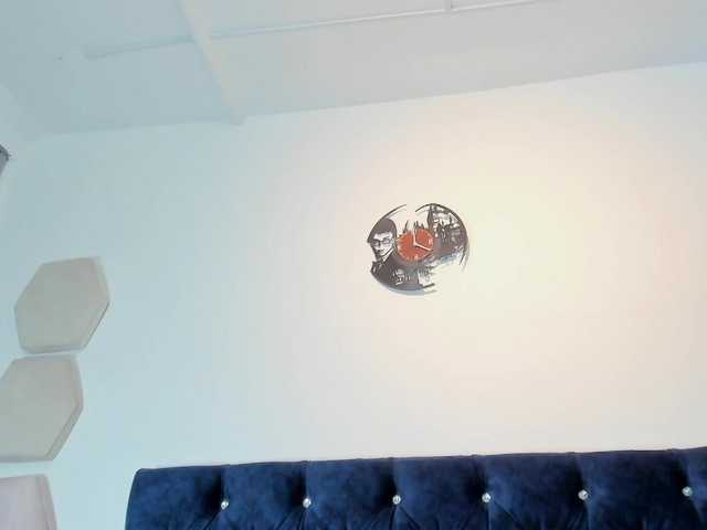 Yuliana-Demon live cam on BongaCams