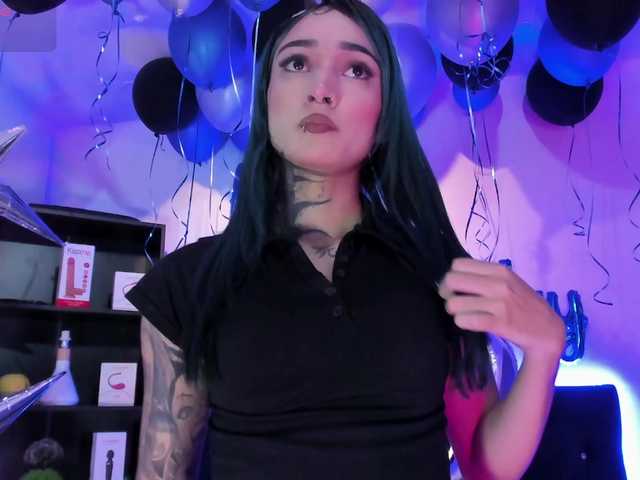 Yuliana-Demon live cam on BongaCams