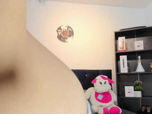 Yuliana-Demon live cam on BongaCams