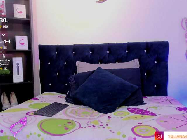 Yuliana-Demon live cam on BongaCams
