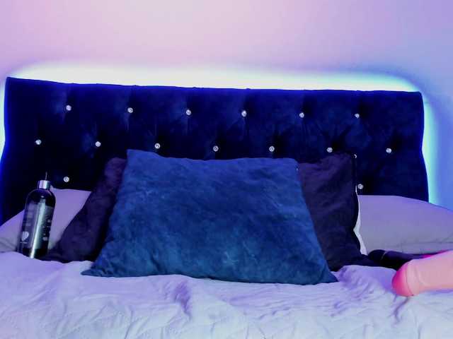 Yuliana-Demon live cam on BongaCams