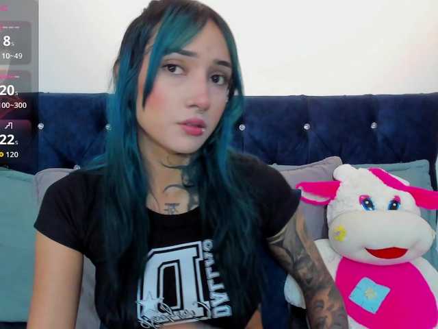 Yuliana-Demon live cam on BongaCams