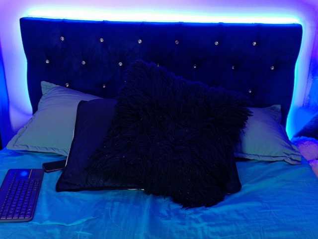 Yuliana-Demon live cam on BongaCams