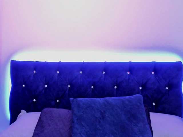 Yuliana-Demon live cam on BongaCams
