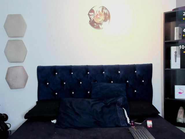Yuliana-Demon live cam on BongaCams