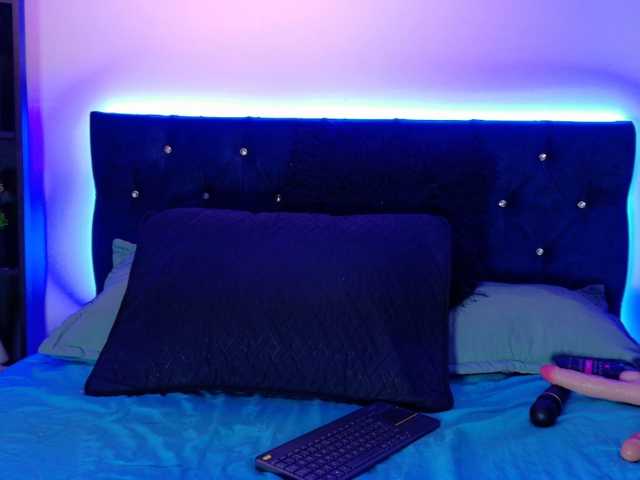 Yuliana-Demon live cam on BongaCams