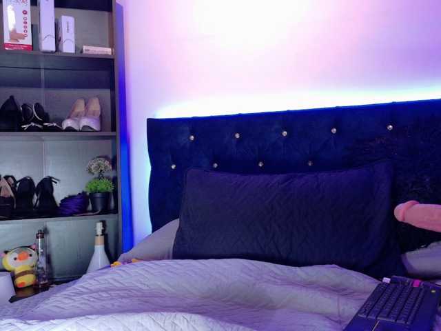Yuliana-Demon live cam on BongaCams