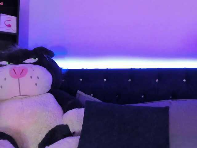 Yuliana-Demon live cam on BongaCams