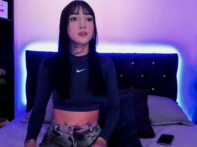 Yuliana-Demon live cam on BongaCams