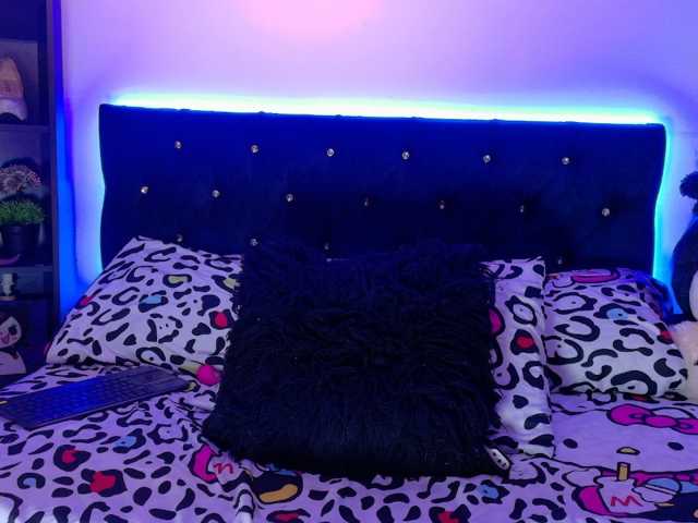 Yuliana-Demon live cam on BongaCams