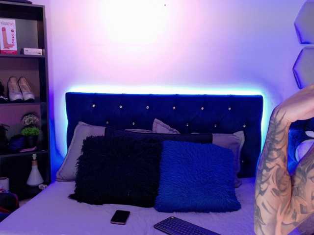 Yuliana-Demon live cam on BongaCams